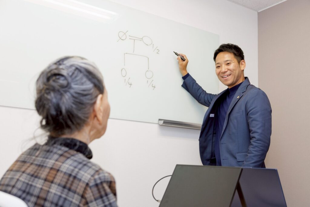 みんなの相続相談所グルーヴなら相続の説明を丁寧に行います。
